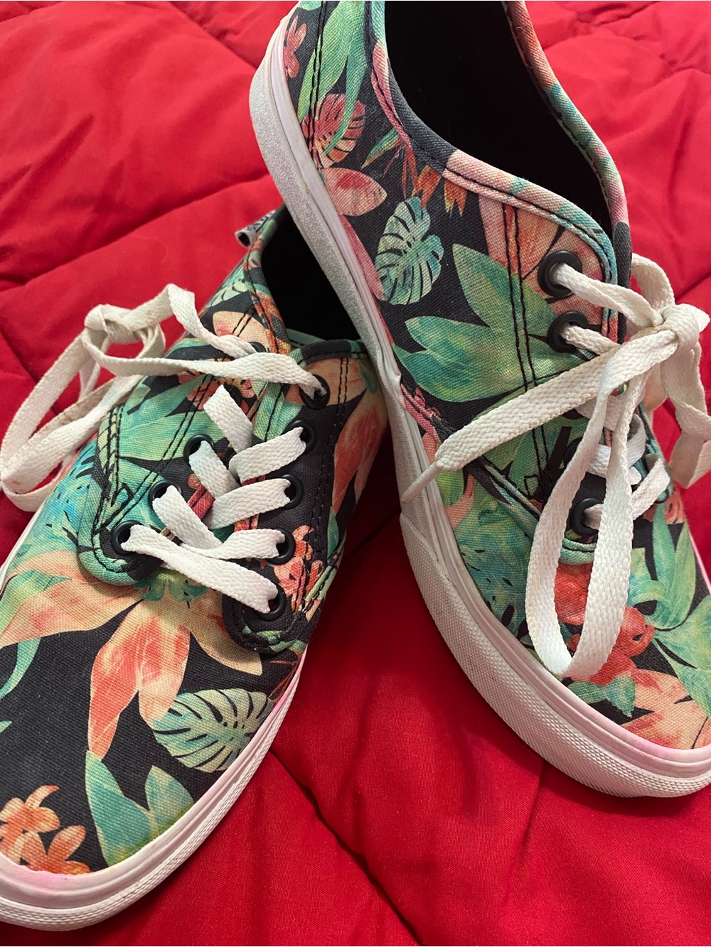 Vans Women's Tropical Floral Canvas Sneakers - Green & Coral size 7